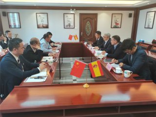  2020年11月27日，，，，，乐家集团高层辅导莅临AG庄闲官网建材集团总部互换工作